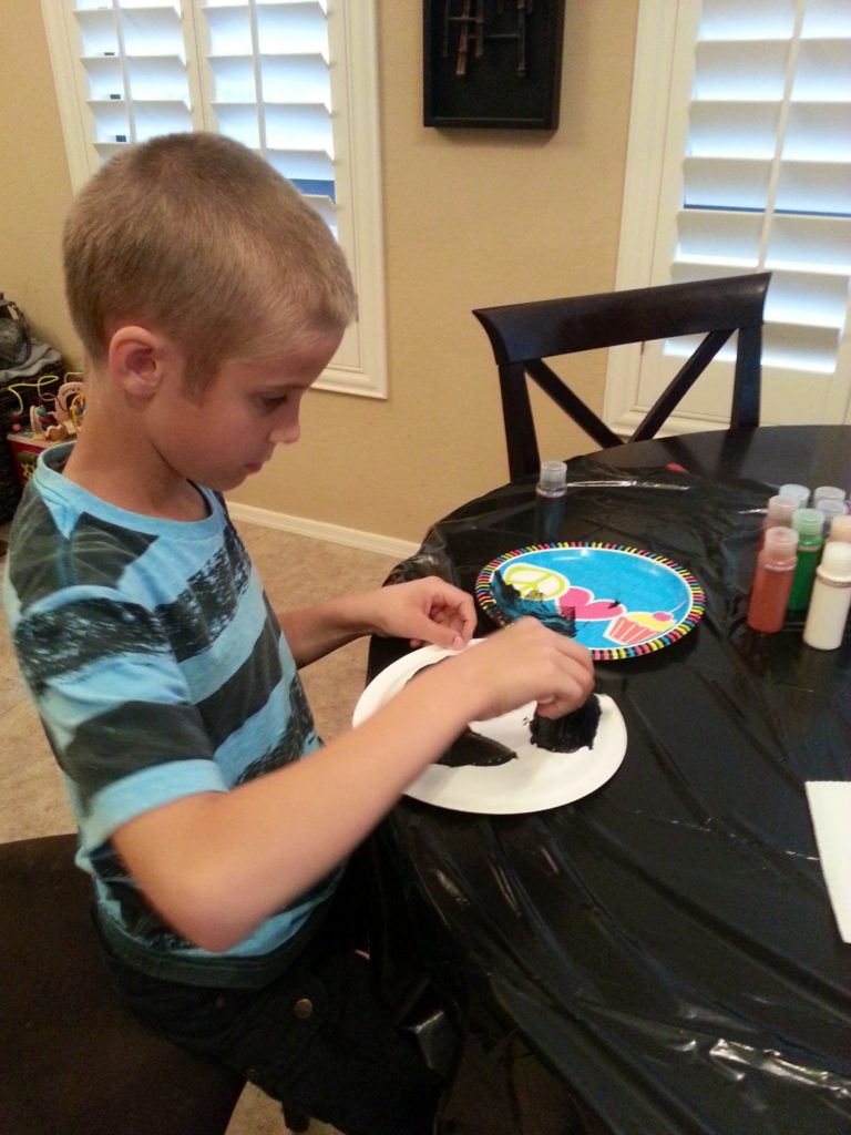Celebrity Trainer Heidi Powell - Monster Masks - learn how to make these on http://heidipowell.net/?p=4029 Mattix making his monster mask http://heidipowell.net/4029