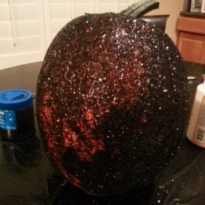 Celebrity Trainer Heidi Powell's awesome glitter pumpkins. See more at http://heidipowell.net/?p=4142 Celebrity Trainer Heidi Powell's awesome glitter pumpkins. See more at http://heidipowell.net/?p=4142