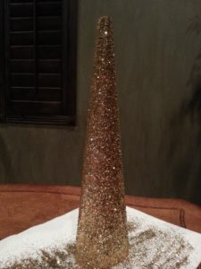 #HeidiPowell #ChristmasCrafts #DecorativeTrees