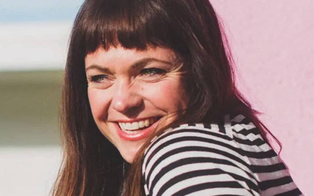 Parenting in the Age of Social Media | Anna Macfarlane