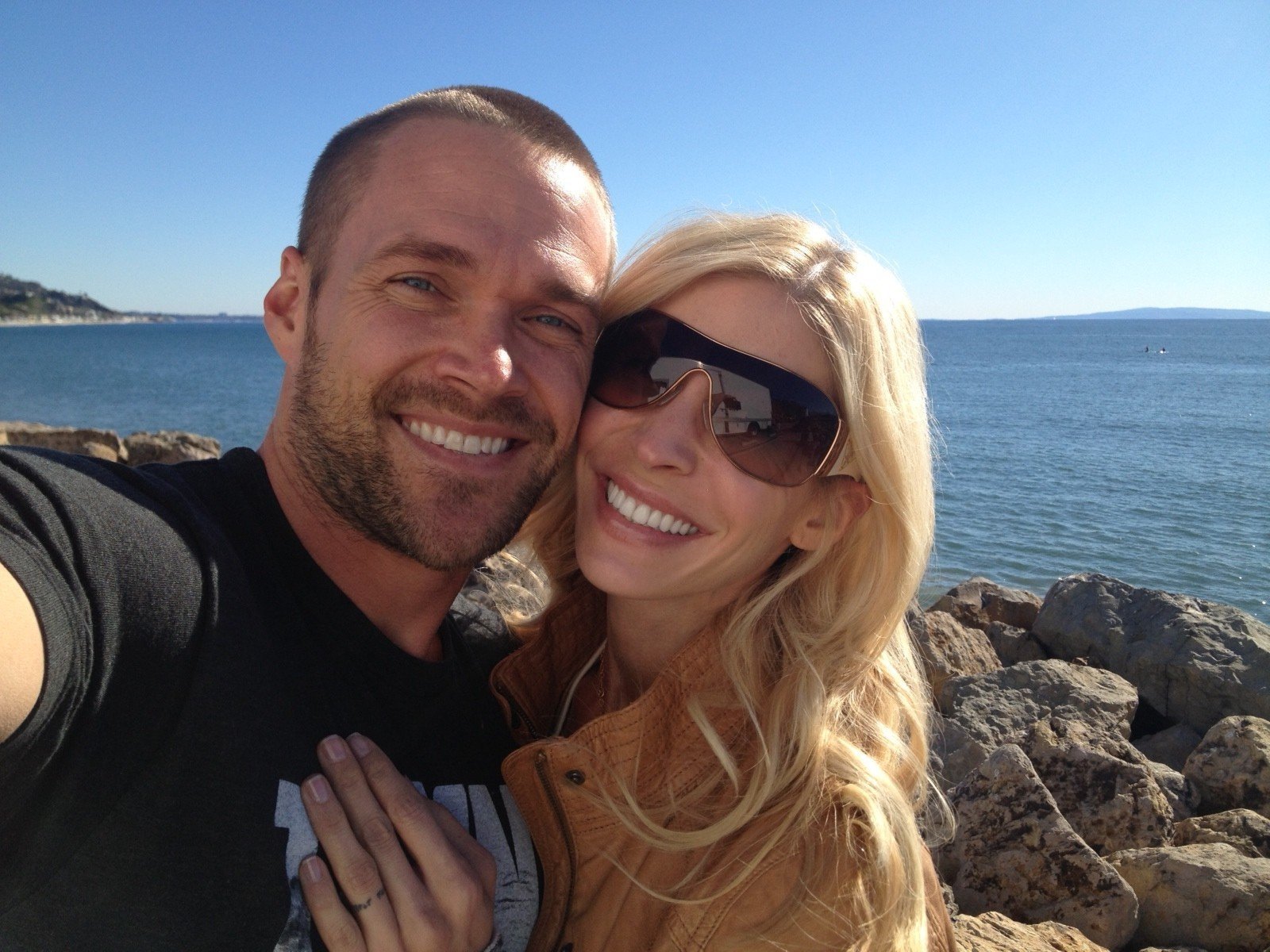 Heidi Powell and husband, Chris Powell at California beach https://heidipowell.net/198