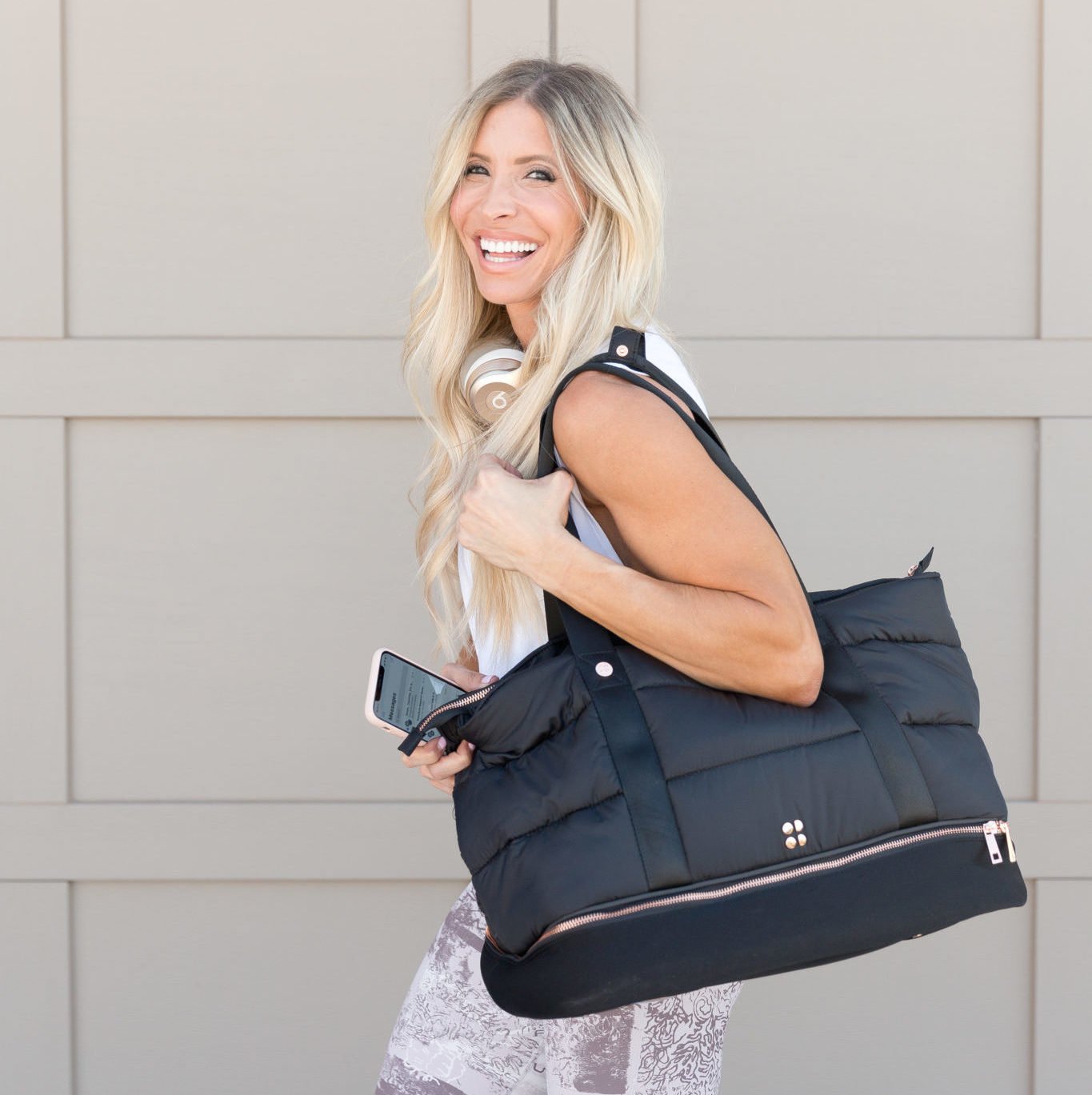 What's in My Gym Bag  10 Gym Bag Essentials + GIVEAWAY - Heidi Powell